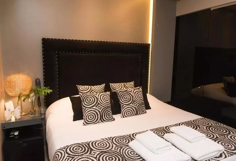 Hotelli Lg Golden Suites