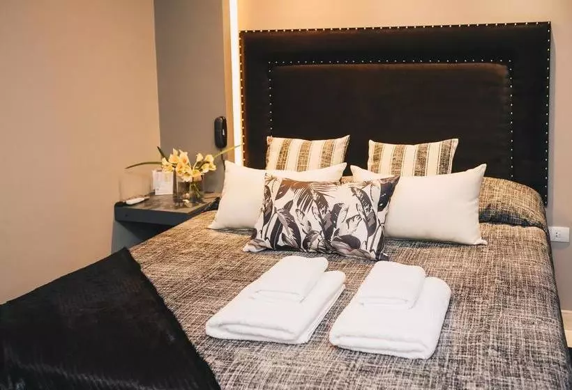 Hotelli Lg Golden Suites