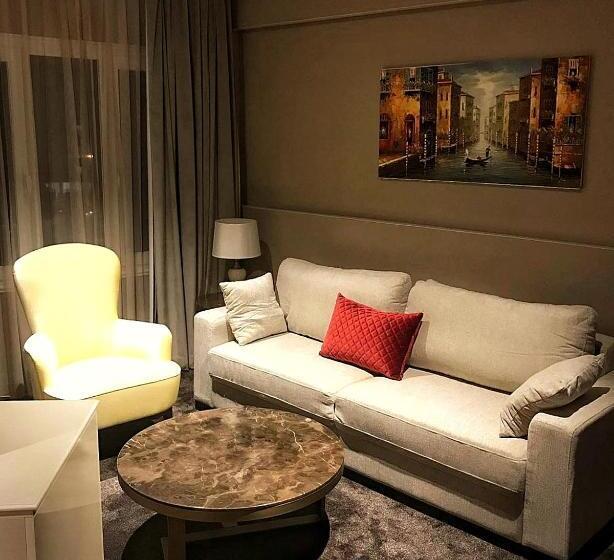 Hotel Lumiere Des Etoile