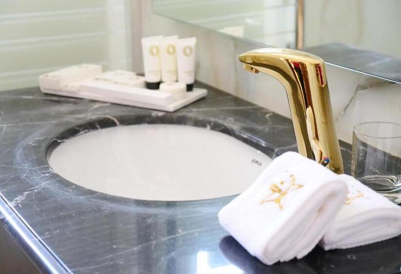 Hotel Lumiere Des Etoile