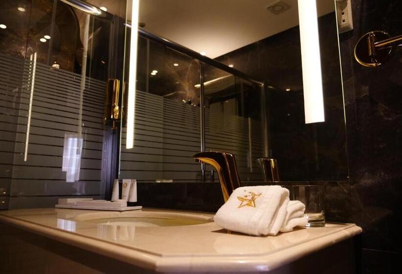 Hotel Lumiere Des Etoile