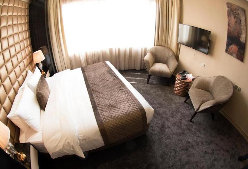 Hotel Lumiere Des Etoile