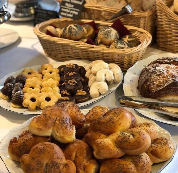 فندق Penzion Pod Dratnikem