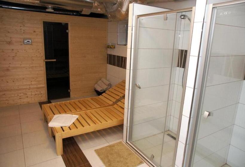 فندق Penzion Pod Dratnikem