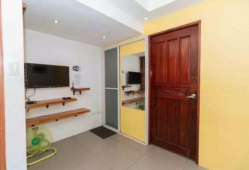 Hotelli Reddoorz At Dbuilders Rooms Ph1 Taguig