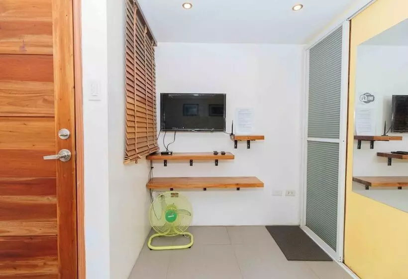 Hotelli Reddoorz At Dbuilders Rooms Ph1 Taguig