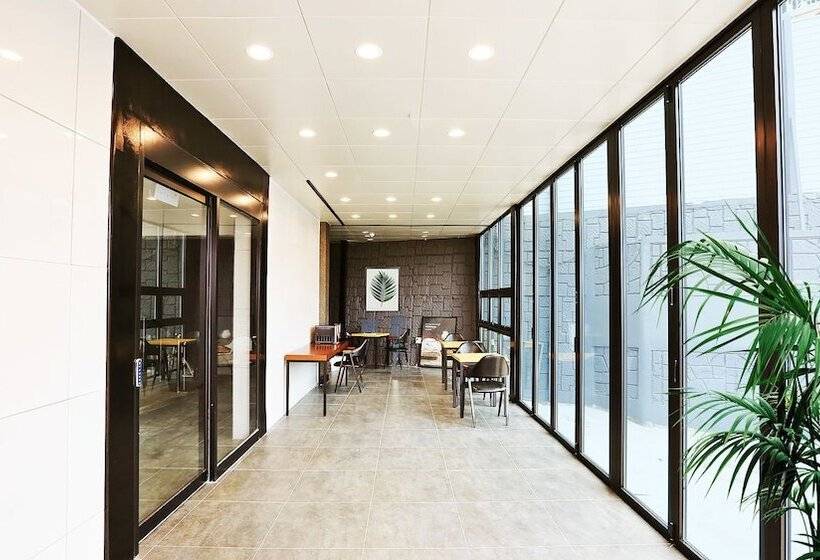 No.25 Hotel Yangyang Mulchi