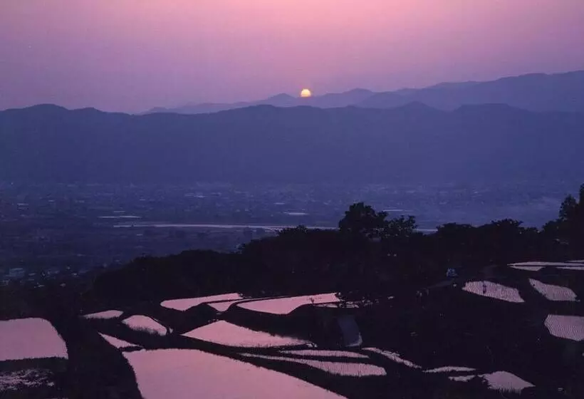 Ryokan Riverside Uedakan