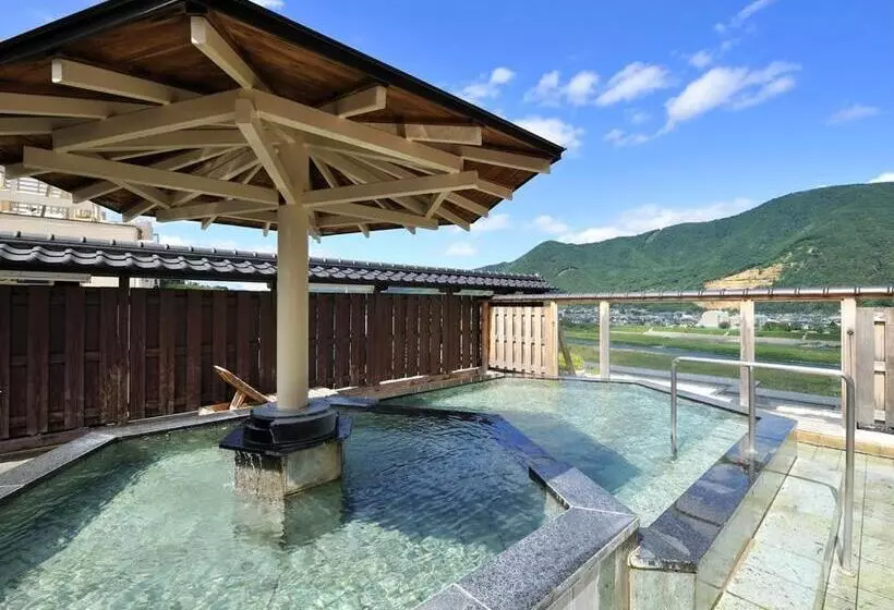 Ryokan Riverside Uedakan