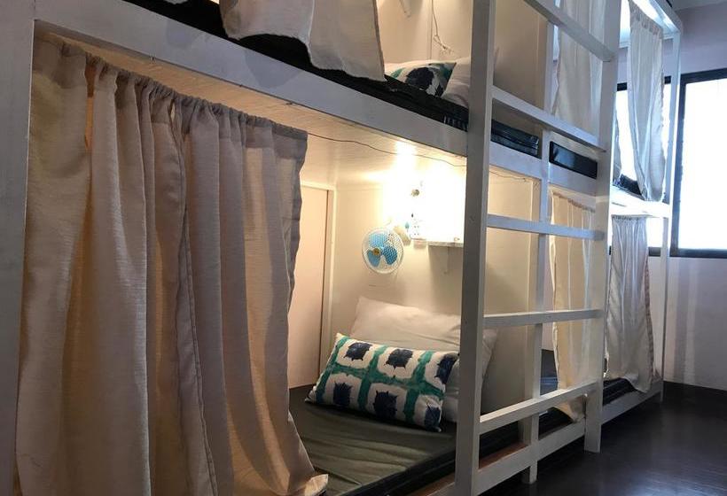 הוסטל The Nest @ Cebu
