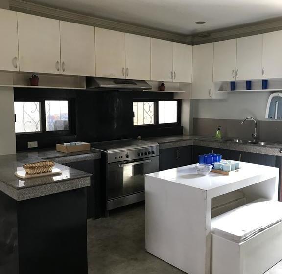 הוסטל The Nest @ Cebu