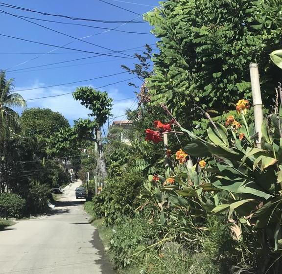 הוסטל The Nest @ Cebu