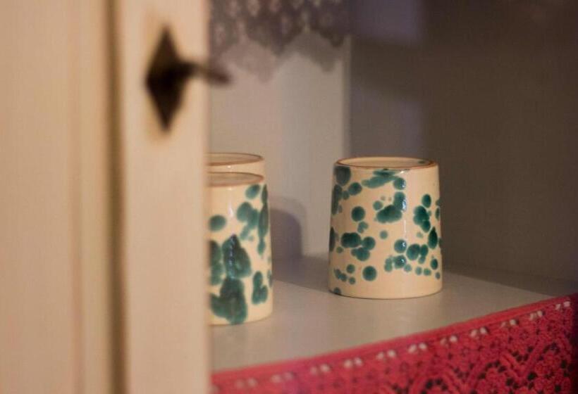 Bed and Breakfast Eremo Guest House Housea Travel