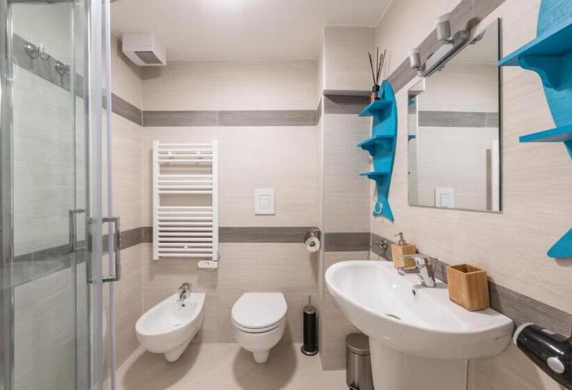 Bed and Breakfast Eremo Guest House Housea Travel