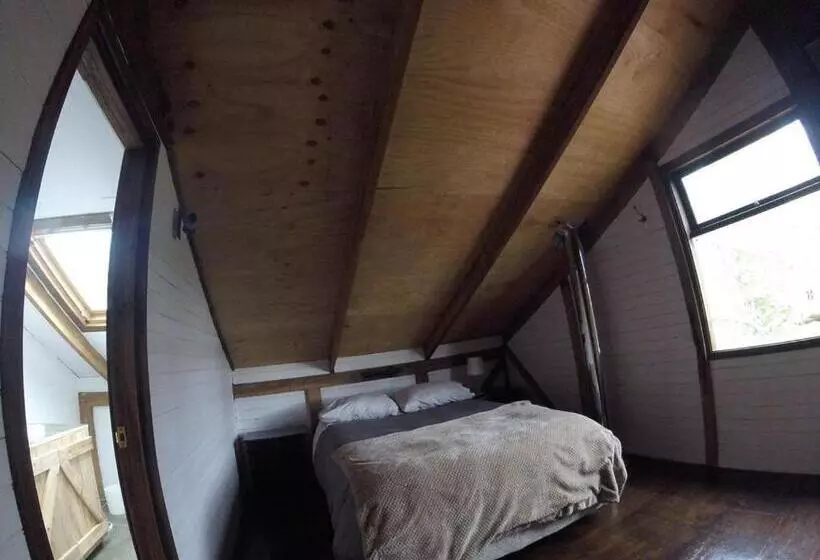 تختخواب و صبحانه Hostal Climb House