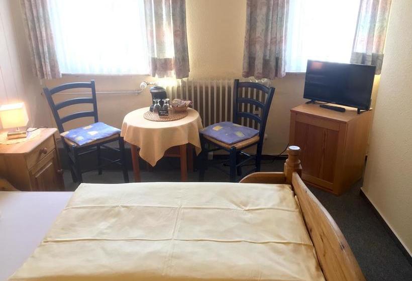 مبيت وإفطار Zur Reblaus