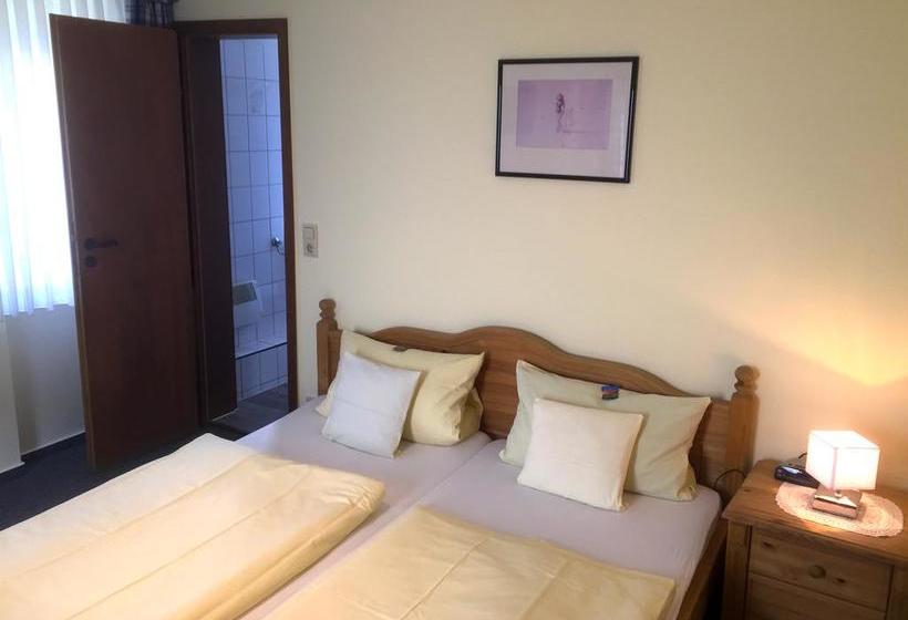 مبيت وإفطار Zur Reblaus