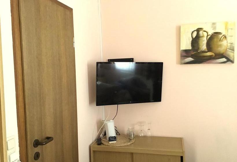 مبيت وإفطار Zur Reblaus