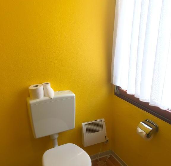 مبيت وإفطار Zur Reblaus