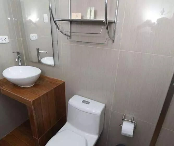 هتل Escala Urban