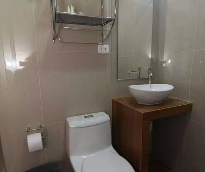 هتل Escala Urban