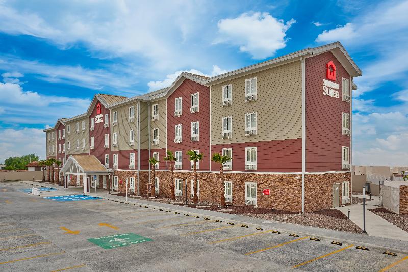 ホテル Extended Suites Celaya Galerias