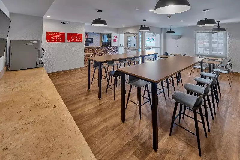 ホテル Extended Suites Celaya Galerias