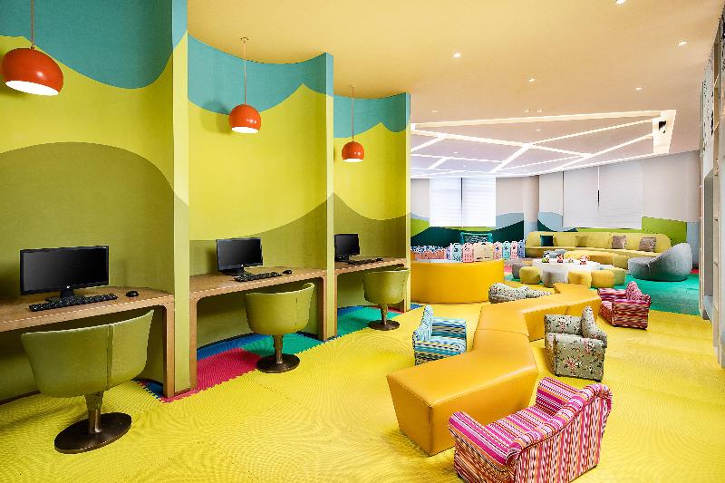 Отель Holiday Inn Resort Zhangjiakou Chongli By Ihg