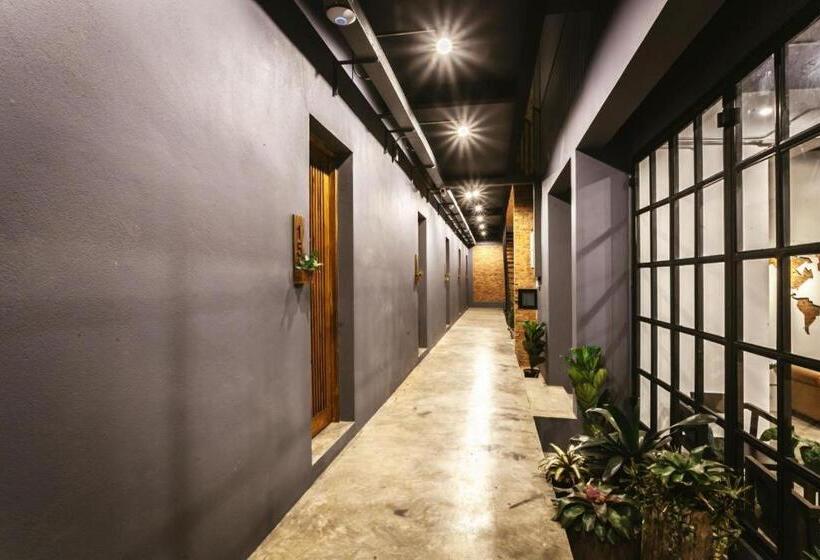 酒店 Hug Inn Phrae