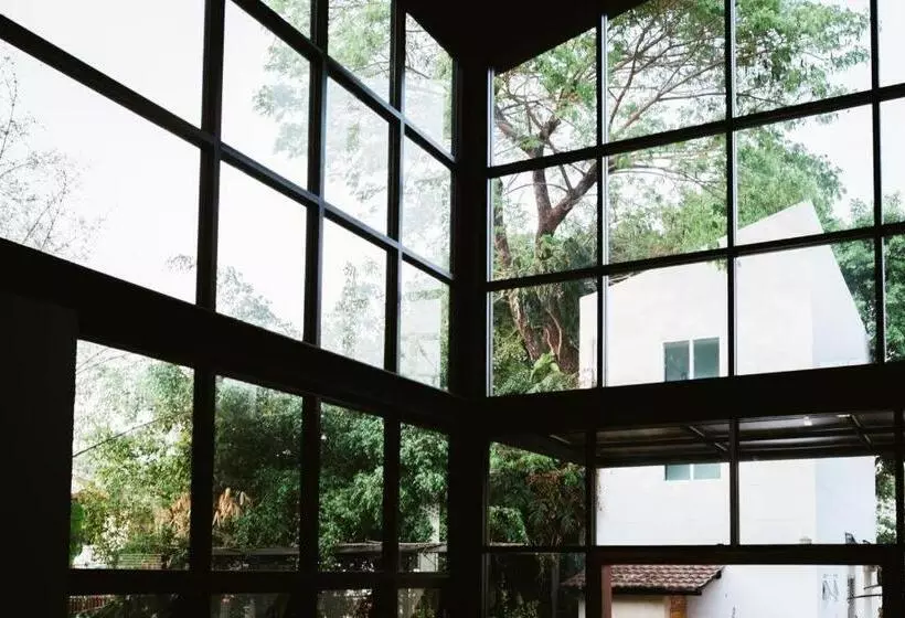 هتل Hug Inn Phrae