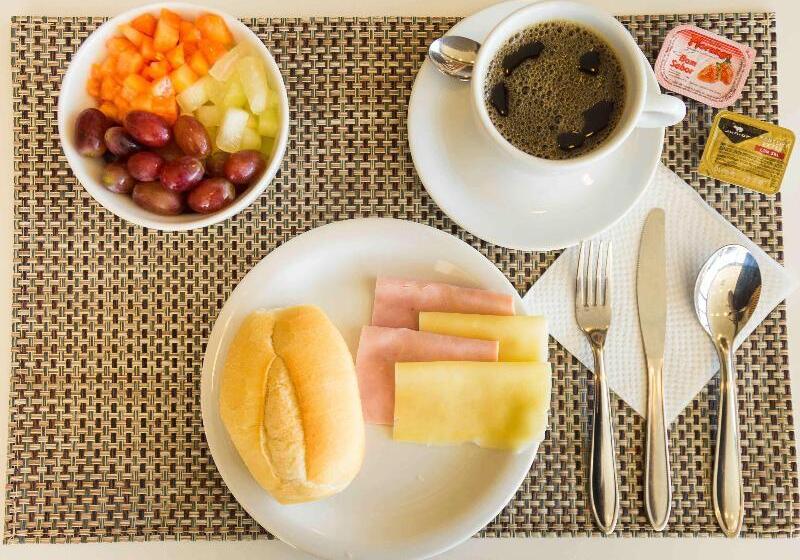 Отель Ibis Lorena  Circuito Da Fe