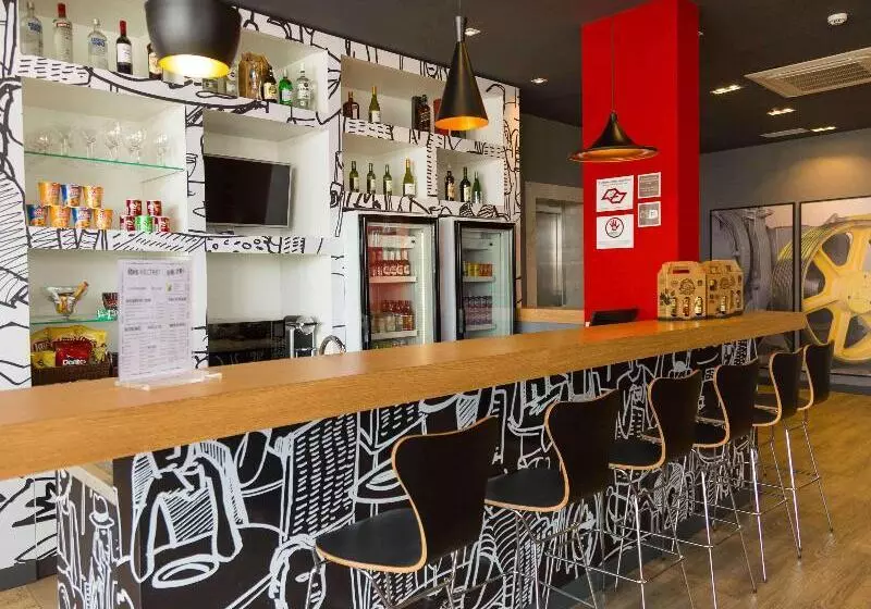 ホテル Ibis Lorena  Circuito Da Fe