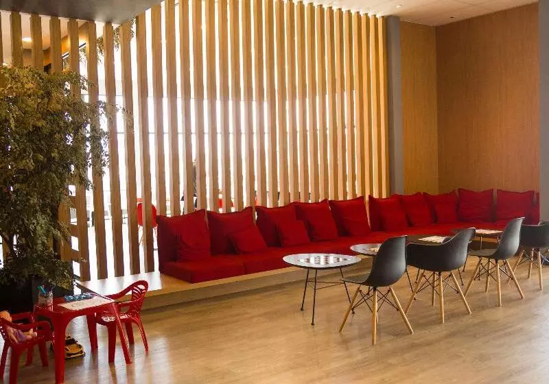 ホテル Ibis Lorena  Circuito Da Fe