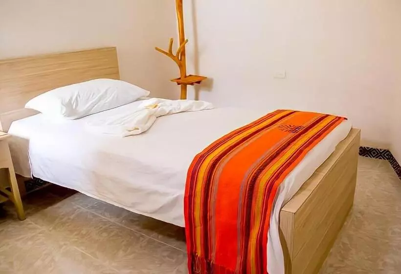 ホテル Iraka Zenu