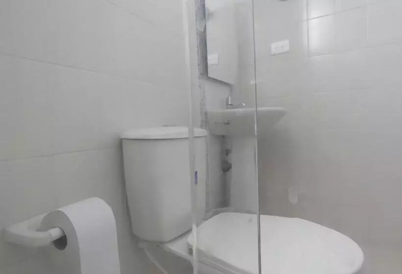 ホテル Iraka Zenu