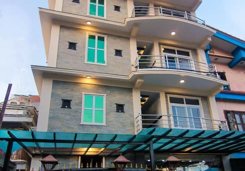 هتل Lakeside Pvt. Ltd