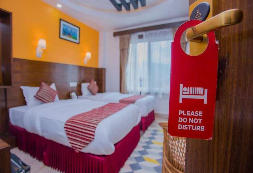 هتل Lakeside Pvt. Ltd