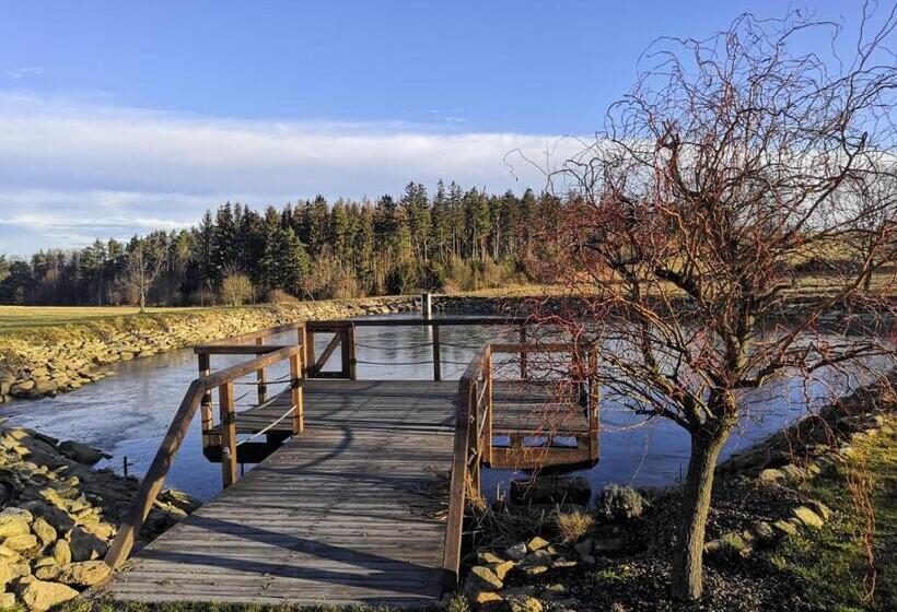 Курорт Wellness Penzion Medličky