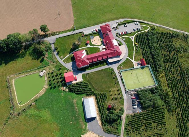 Курорт Wellness Penzion Medličky