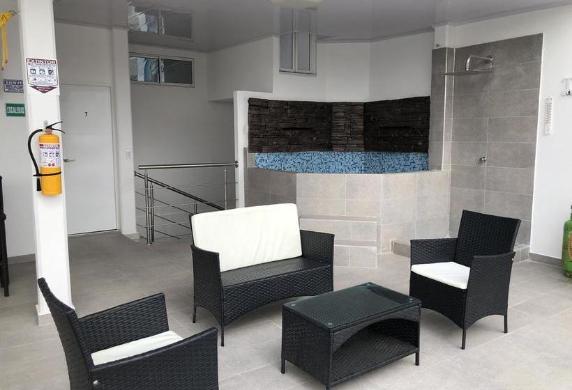 Sashii Hostel & Boutique