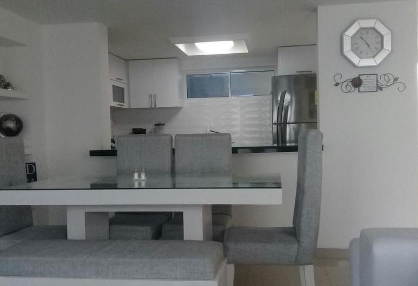 Sashii Hostel & Boutique