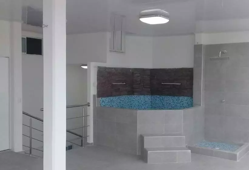 Sashii Hostel & Boutique