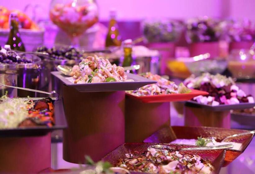 Somewhere Hotel Al Ahsa