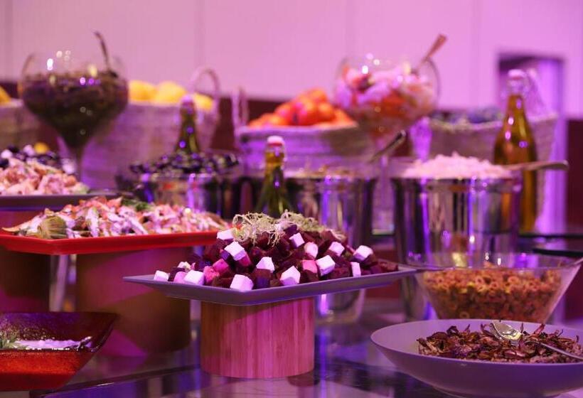 Somewhere Hotel Al Ahsa