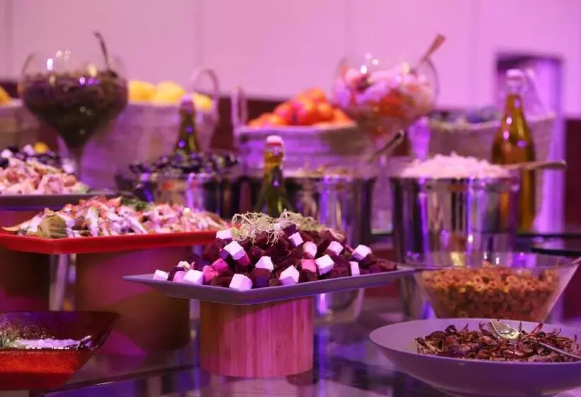 Somewhere Hotel Al Ahsa