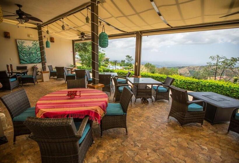 Vida Mountain Resort & Spa Adults Only