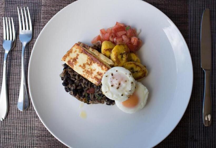 Vida Mountain Resort & Spa Adults Only