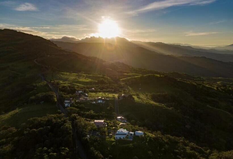 Vida Mountain Resort & Spa Adults Only