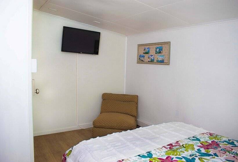 تختخواب و صبحانه Green Hostel