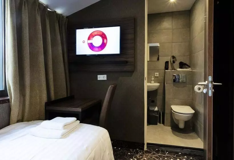 Hotelli Amsterdam Lake